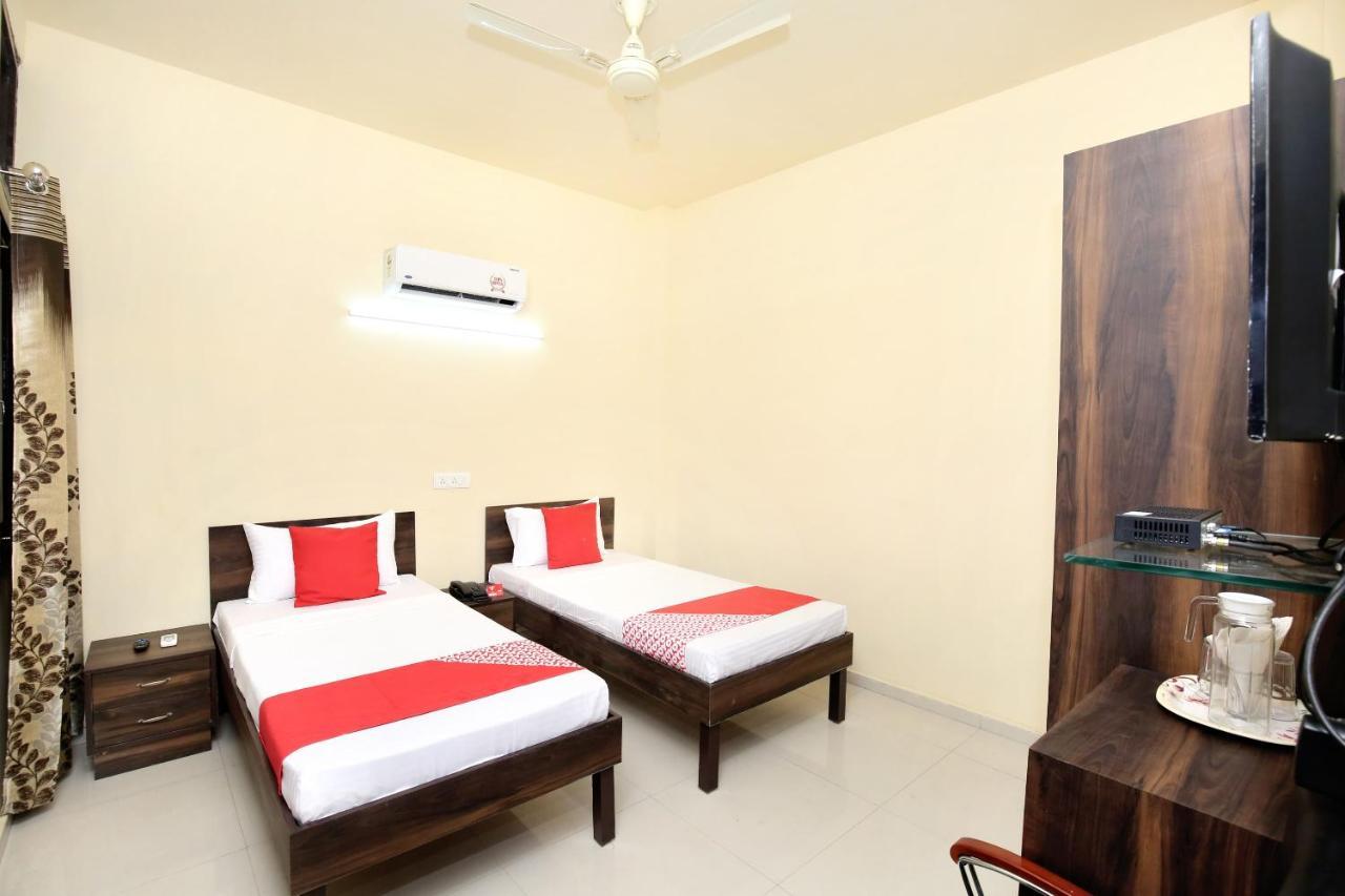 Oyo 16126 Aanantham Hotel Ludhiana Luaran gambar